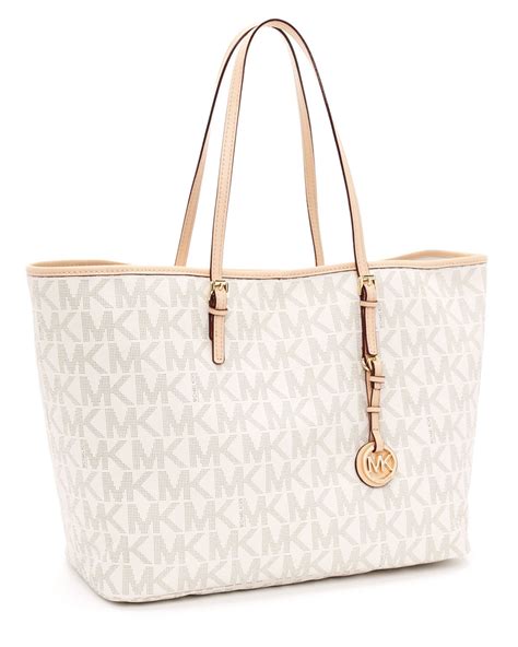 michael kors jet set logo medium travel tote vanilla|Michael Kors packable tote.